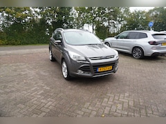 Ford Kuga - 1.6 Titanium TREKHAAK STOELVERWARMING CAMERA