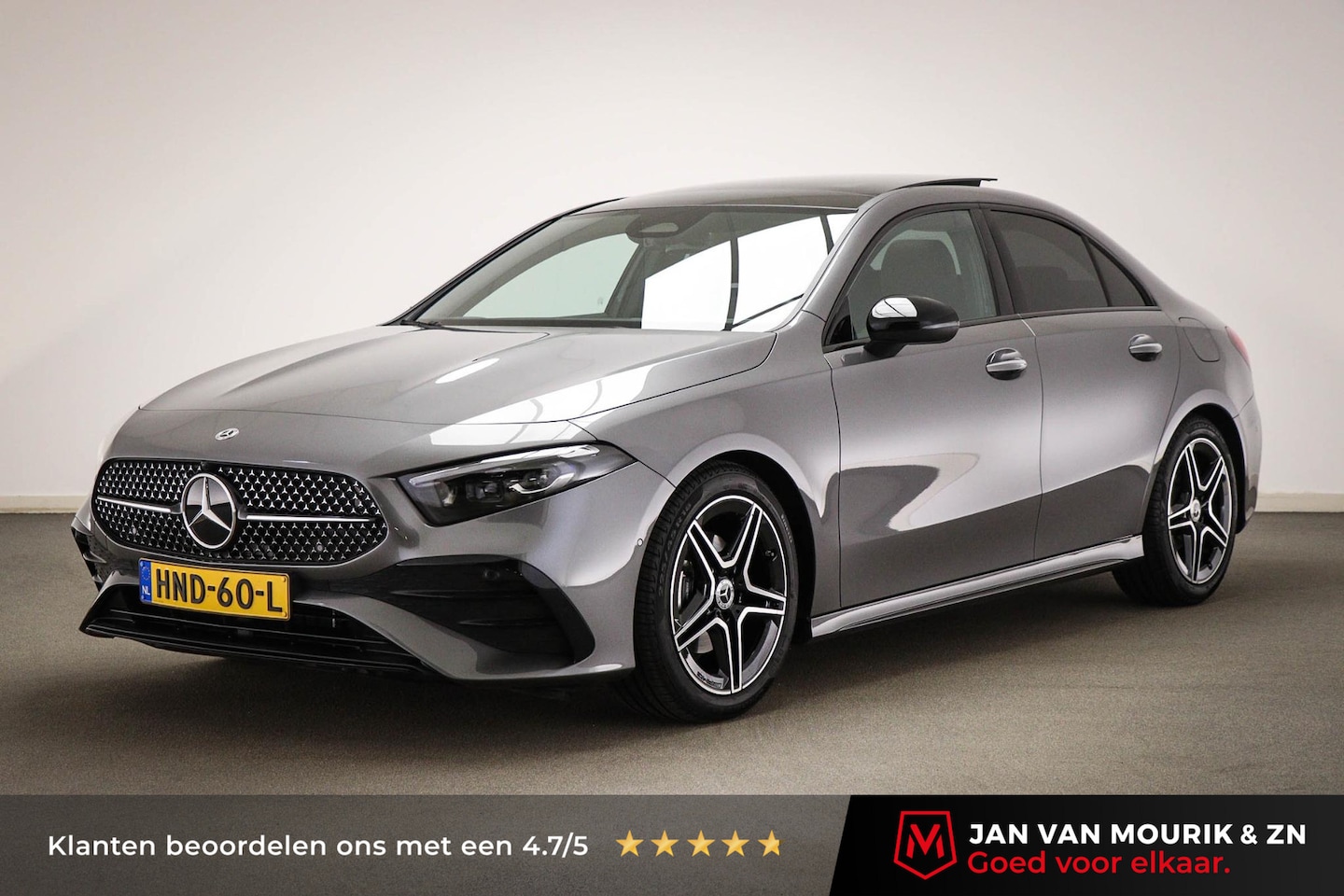 Mercedes-Benz A-klasse - 180 Star Edition AMG Line | MATRIX LED | PANORAMADAK | HALF LEDER - AutoWereld.nl
