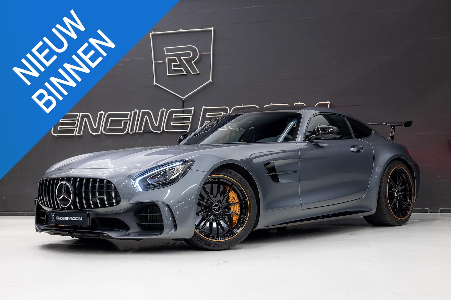 Mercedes-Benz AMG GT - 4.0 R Keramiek | Carbon Interior | Race Seats | Carbon Roof | New Service | Black/Oranje W - AutoWereld.nl