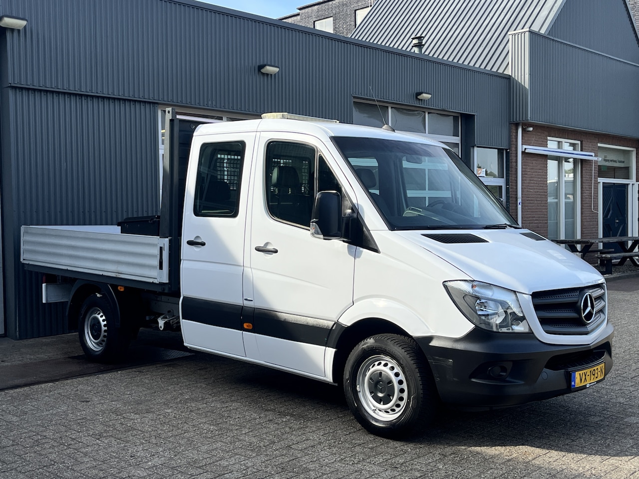 Mercedes-Benz Sprinter - 311 2.2 CDI 366 DC Autoomaat Openlaadbak Airco Trekhaak 2000kg trekgewicht 7-Persoons Tele - AutoWereld.nl