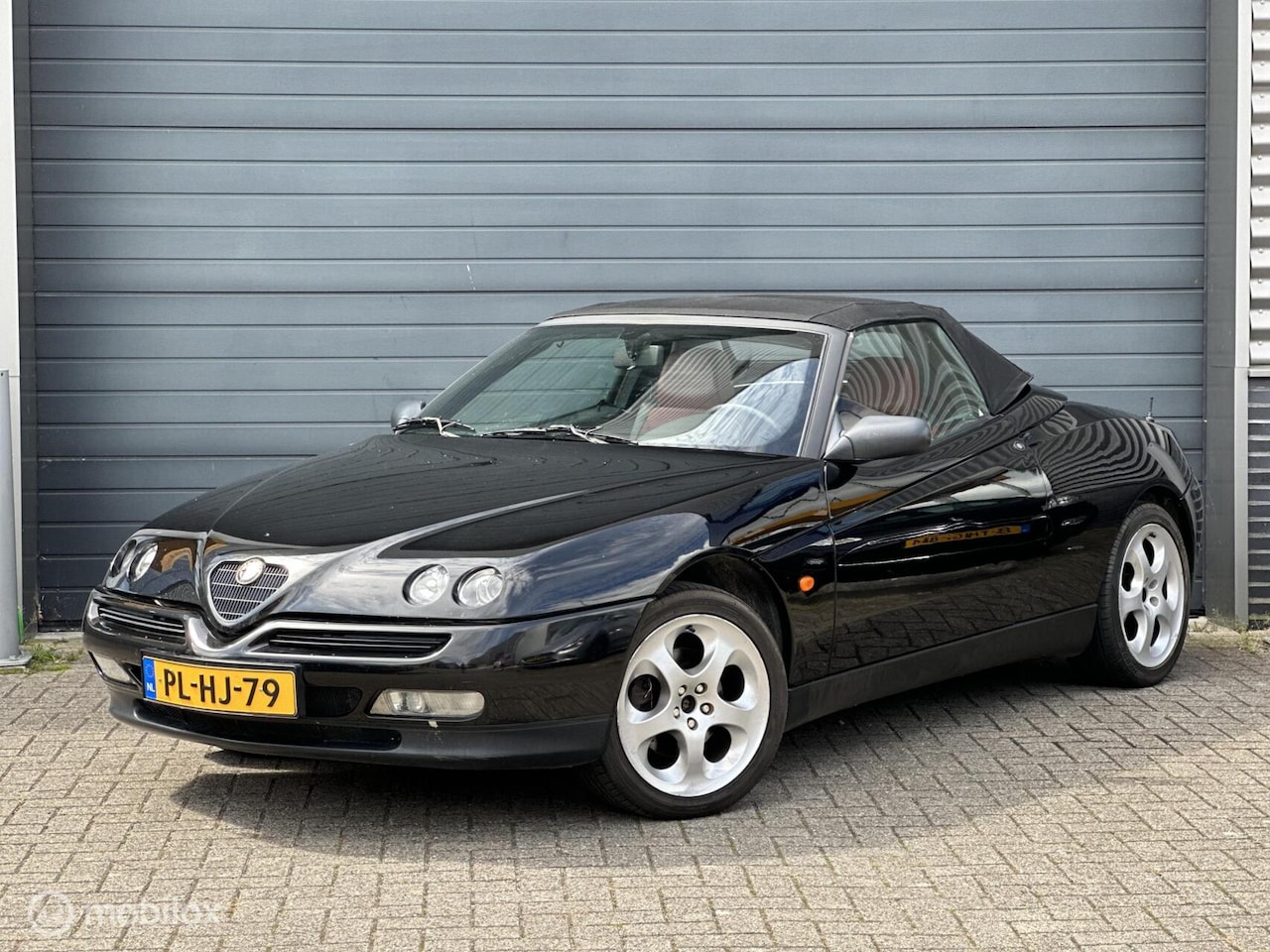Alfa Romeo Spider - 2.0-16V T.Spark Cabriolet - AutoWereld.nl