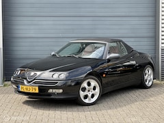 Alfa Romeo Spider - 2.0-16V T.Spark Cabriolet