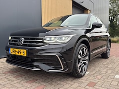 Volkswagen Tiguan - 1.4 TSI eHybrid 245pk DSG R-Line | ACC | Stoel/Stuurverwarming | Carplay | Navi | 20 Inch