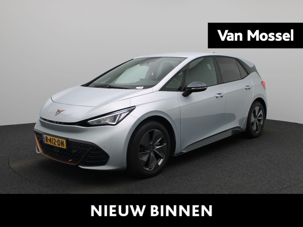 CUPRA Born - Business 62 kWh AUTOMAAT | NAVIGATIE | CAMERA | LMV | PDC | STOELVERWARMING | CLIMA | ADAP - AutoWereld.nl