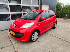 Peugeot 107 - 1.0-12V XS