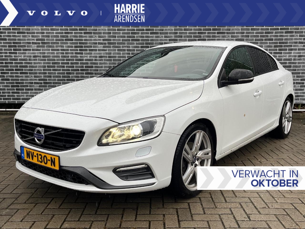 Volvo S60 - 1.5 T3 R-Design | Navigatie | Sportstoelen | Stoelverwarming | Standkachel | Adaptieve Xen - AutoWereld.nl