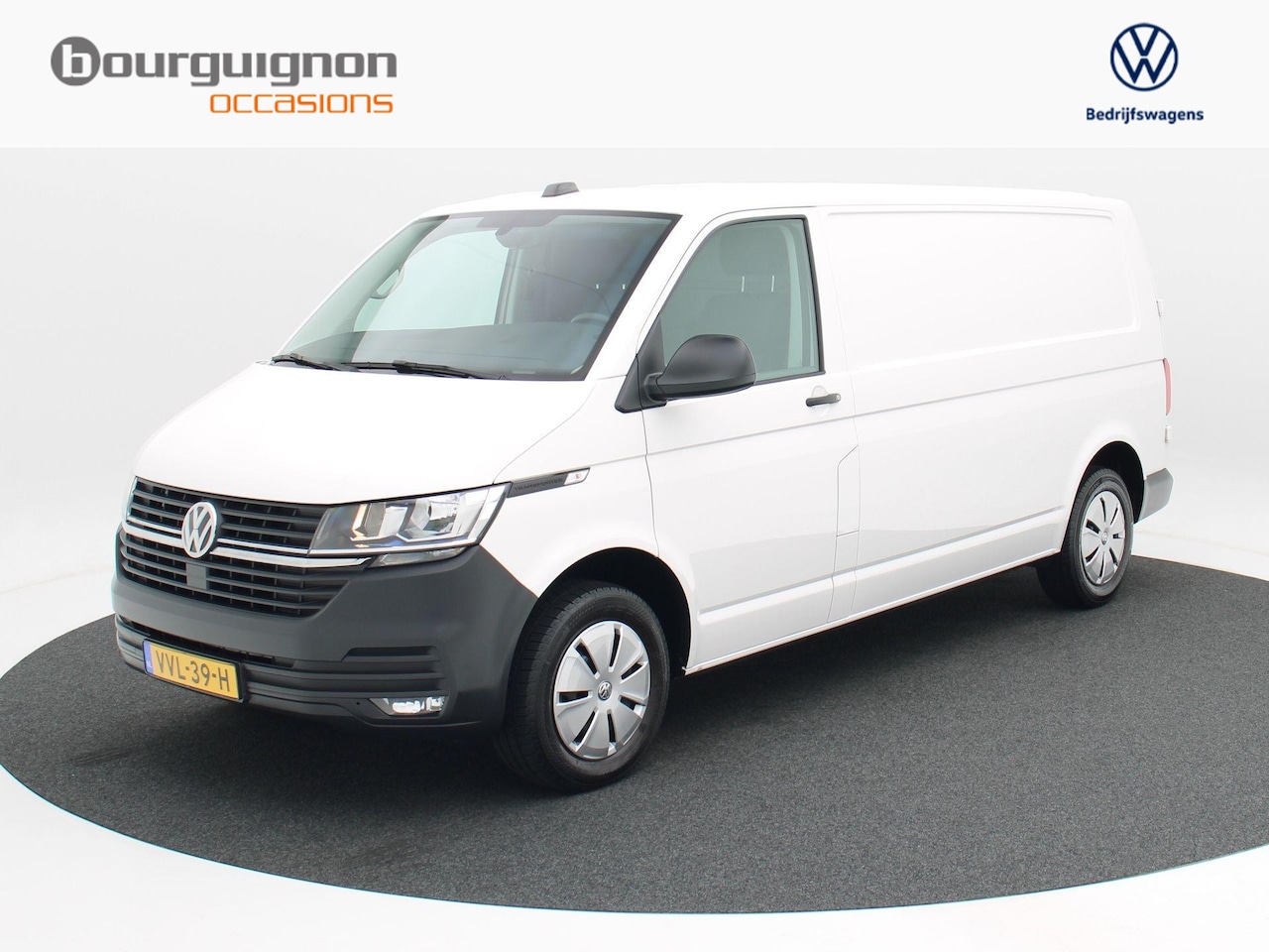 Volkswagen Transporter - 2.0 TDi L2H3 28 Comfortline 110 Pk | Trekhaak | Cruise Control | Airco | Carplay | Navigat - AutoWereld.nl