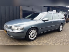 Volvo V70 - 2.4 T Comfort Line