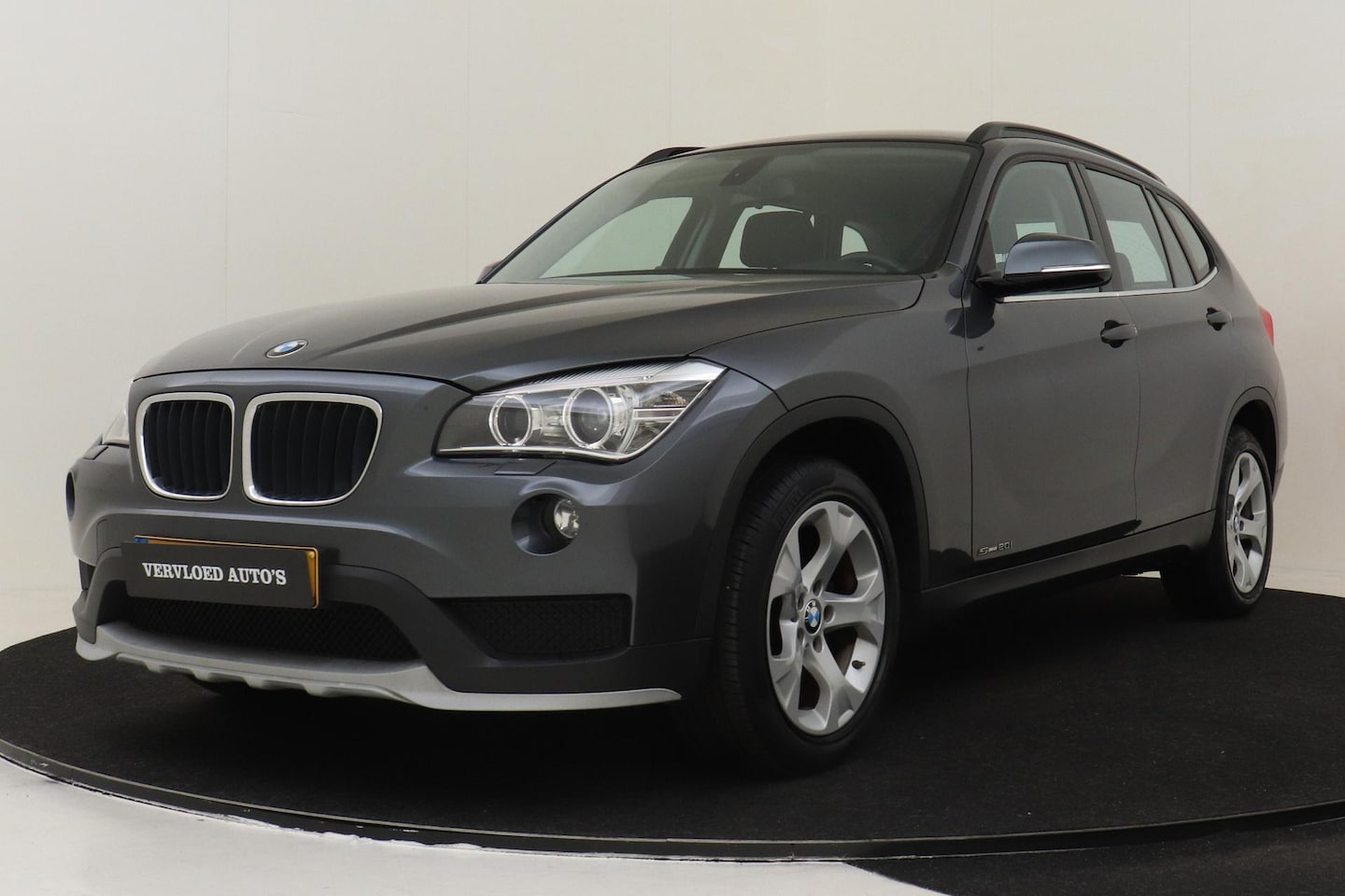 BMW X1 - sDrive20i EXECUTIVE -CRUISE|NAVI|AIRCO|BI-XENON|17" - AutoWereld.nl