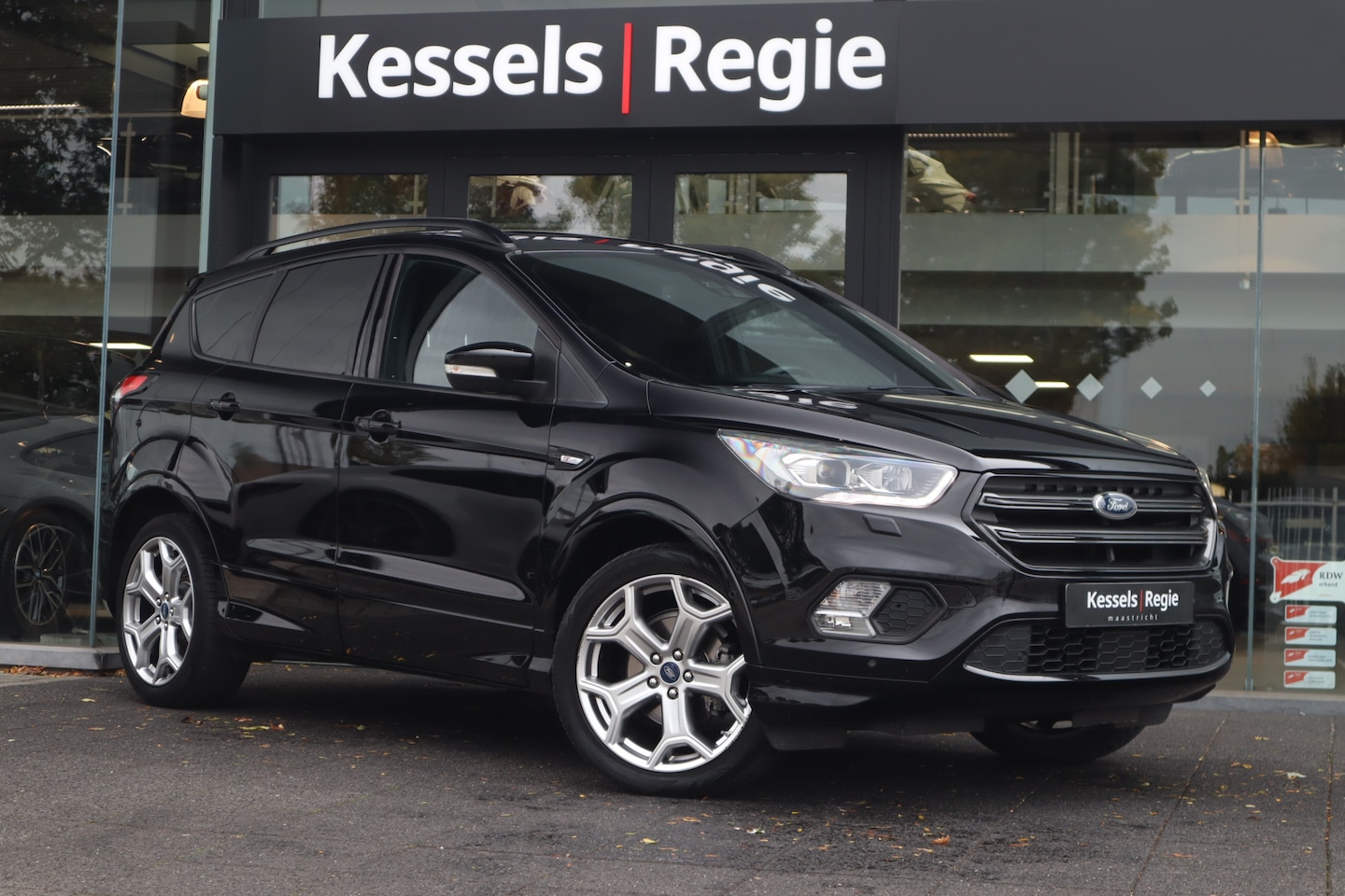 Ford Kuga - 1.5 EcoBoost ST Line Pano ACC Sony Keyless CarPlay Camera El.Stoel Sfeerverlichting - AutoWereld.nl
