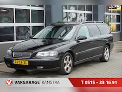 Volvo V70 - 2.4 Comfort Line 170PK Inruilkoopje APK 06-2026