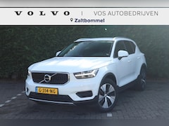 Volvo XC40 - 2.0 T4 Momentum Pro | Trekhaak | Elektrische voorstoelen |