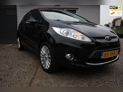 Ford Fiesta - 1.6 Titanium nette zuinige auto, airco, boekjes, nap, cruise control, multifunctioneel stu