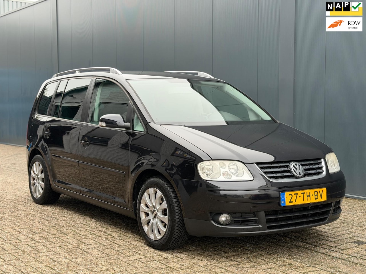 Volkswagen Touran - 2.0-16V FSI Automaat ECC NW APK Trekhaak Boekjes - AutoWereld.nl