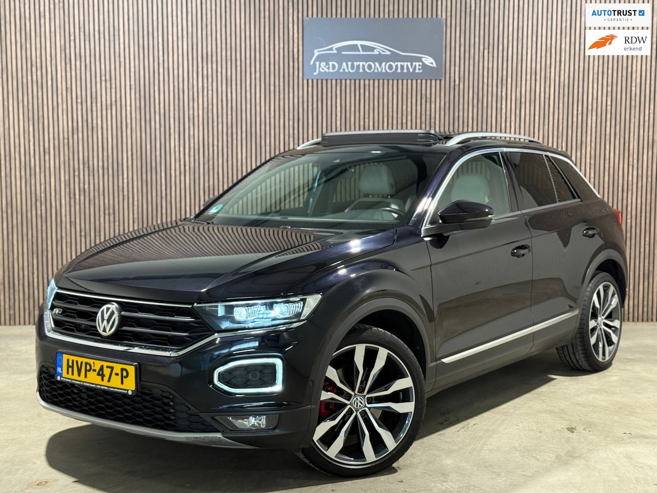 Volkswagen T-Roc - 2.0 TSI 4Motion FULL OPTION PANO DSG PDC CAMERA 2018 - AutoWereld.nl