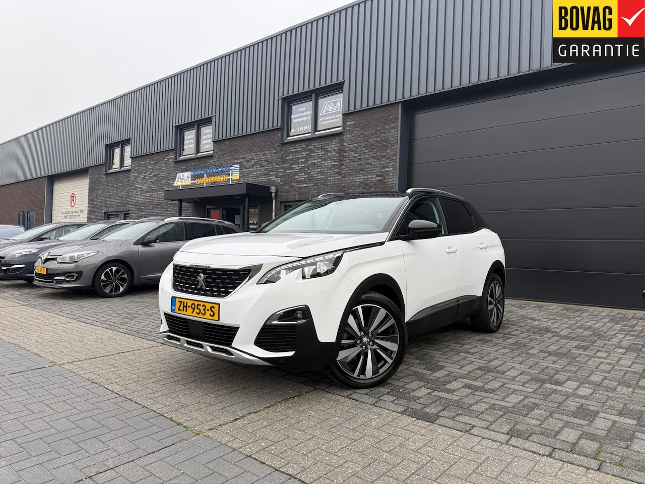 Peugeot 3008 - 1.2 PureTech Blue Lease Premium | 1E EIGENAAR | 12MND GARANTIE | LED | CARPLAY | NAVI | DA - AutoWereld.nl