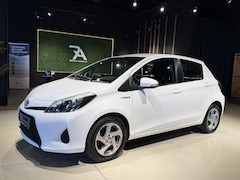 Toyota Yaris - 1.5 Full Hybrid Aspiration Camera|Clima|Cruis