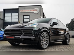 Porsche Cayenne Coupé - 3.0 E-Hybrid | Sport Chrono | 22 INCH | Panorama | Head up | Trekhaak | Luchtvering | Memo
