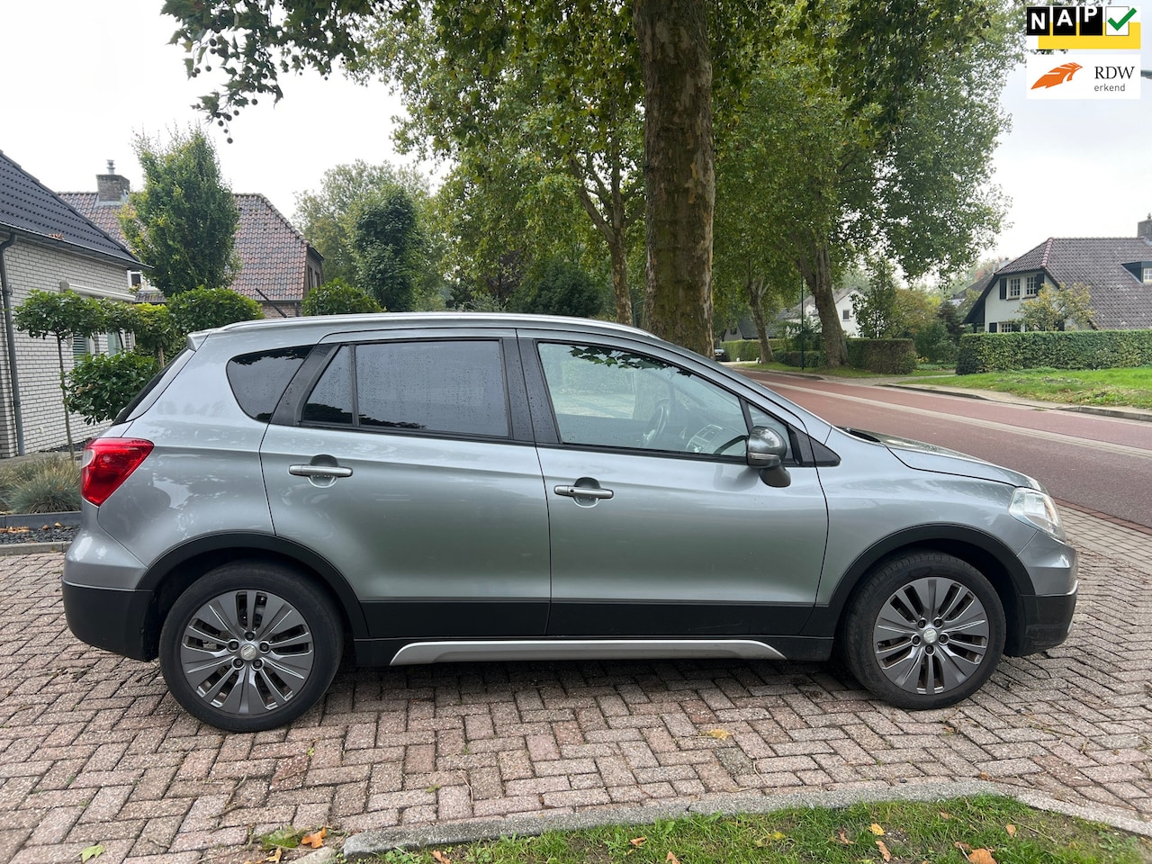 Suzuki SX4 S-Cross - 1.6 Exclusive automaat - AutoWereld.nl
