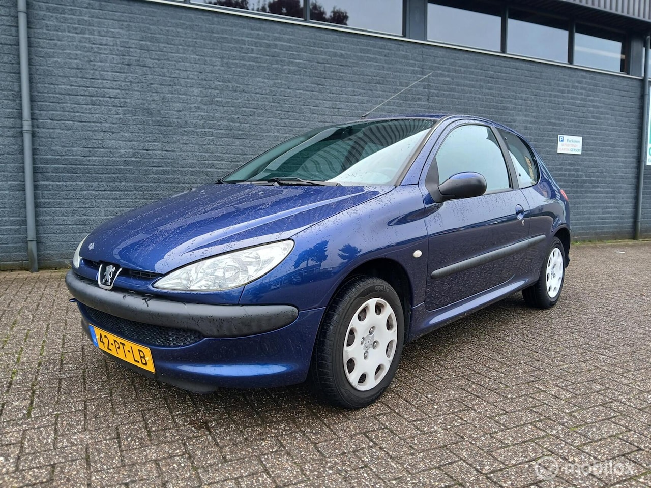 Peugeot 206 - 1.4 168.000Km Nap/Airco - AutoWereld.nl