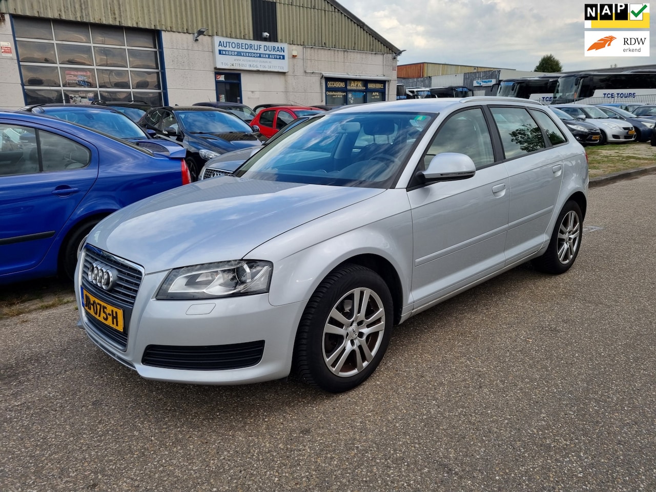 Audi A3 Sportback - 1.4 TFSI Attraction Pro Line Business 1.4 TFSI Attraction Pro Line Business Bj:2010 - AutoWereld.nl