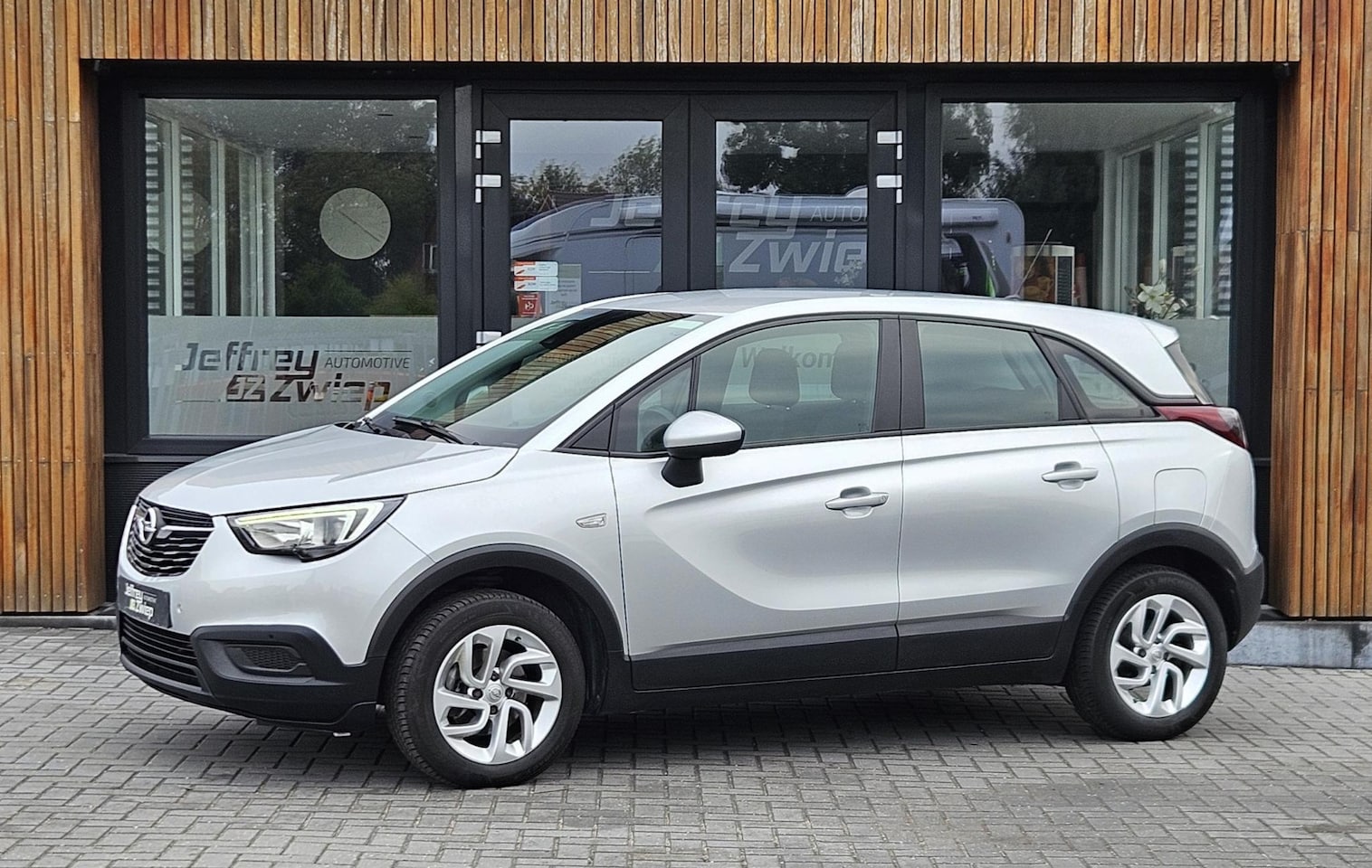 Opel Crossland X - 1.2 Turbo Online Edition stoel/stuur verwarming. automaat. - AutoWereld.nl