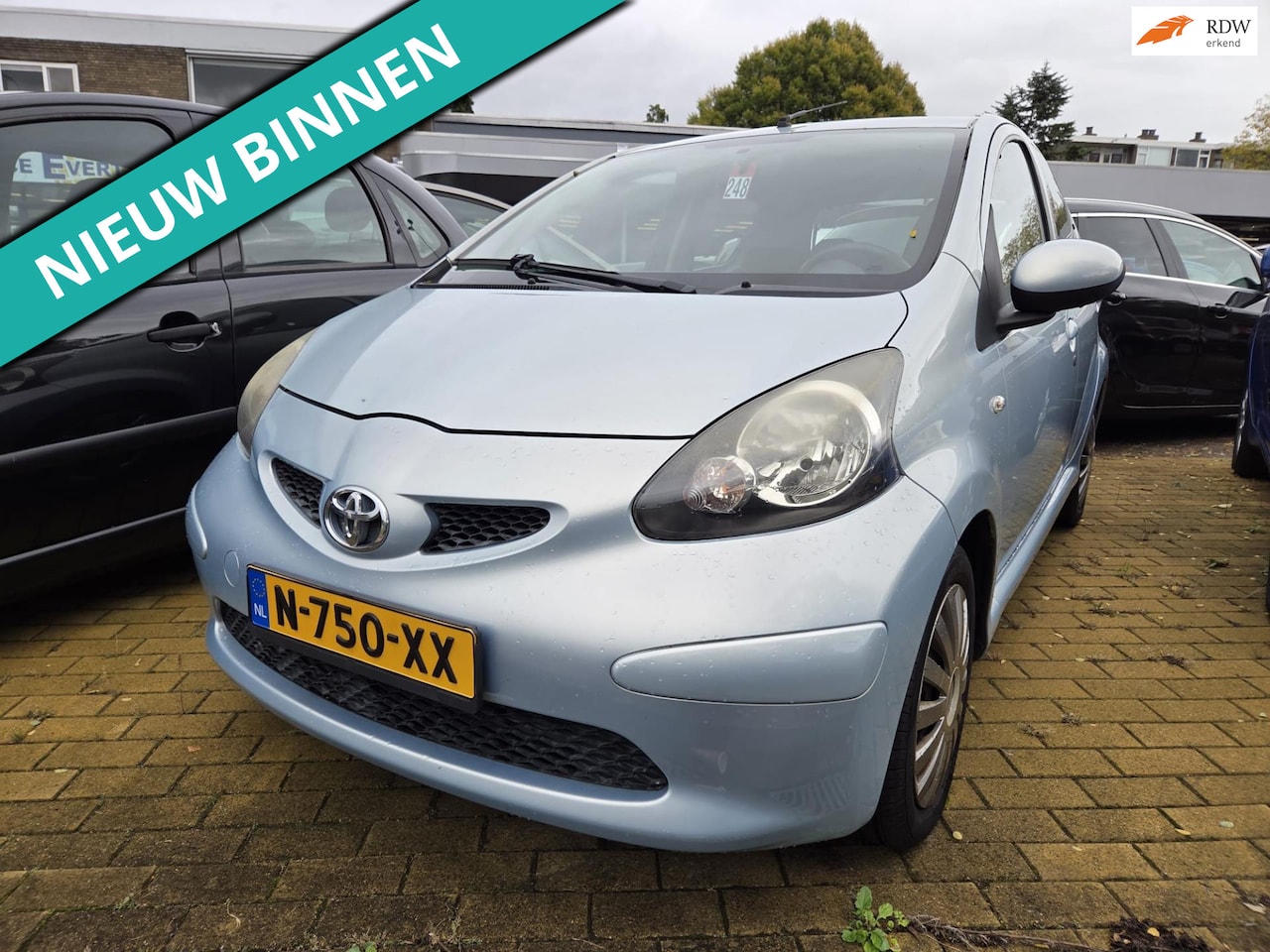 Toyota Aygo - 1.0-12V Ambiance LEUKE AUTO RIJDT EN SCHAKELT GOED - AutoWereld.nl
