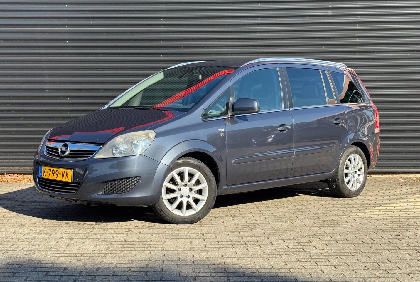 Opel Zafira - Opel Zafira 1.8 111 Years Edition | Airco | Cruise control | Trekhaak | El. spiegels | Nw. - AutoWereld.nl