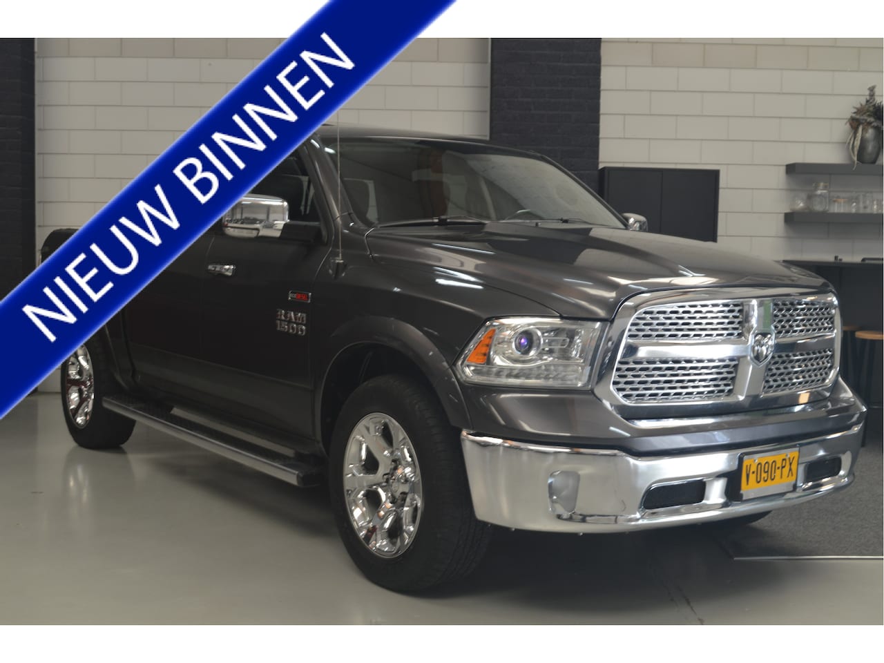 Dodge Ram 1500 - 3.0 TD Crew Cab 5'7 // DIESEL // EURO 6 // FULL OPTION'S // NAVI // CLIMA // CAMERA // - AutoWereld.nl