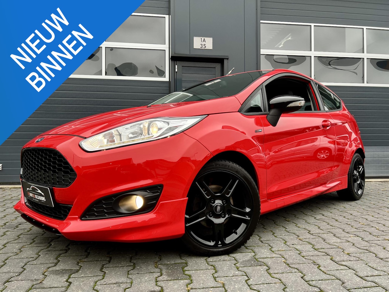 Ford Fiesta - 1.0 SPORT *ST-LINE*125PK*RACING RED*BLACK ON RED - AutoWereld.nl