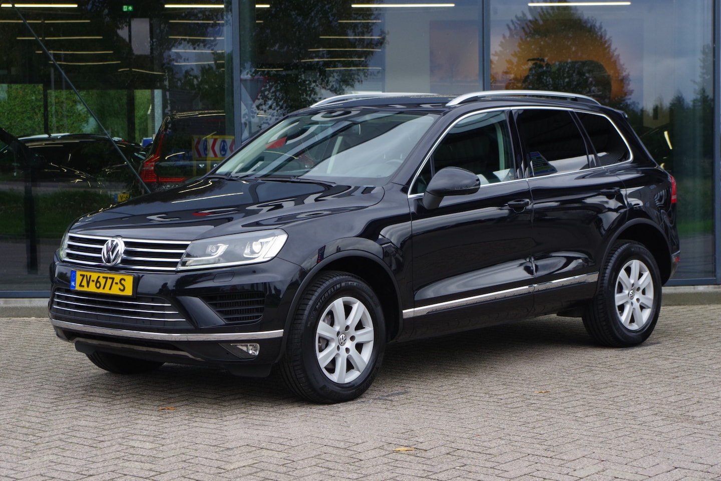 Volkswagen Touareg - 3.0 TDI 262 PK Euro 6, Trekhaak, Xenon, Leder, Camera, Cruise Control - AutoWereld.nl
