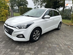 Hyundai i20 - 1.2 Comfort | Camera| Carplay| Airco
