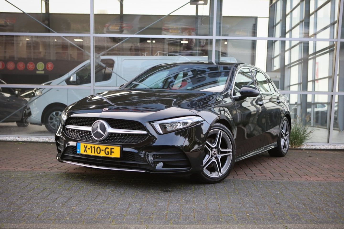 Mercedes-Benz A-klasse - A200 AMG -Line | sfeerverlichting | - AutoWereld.nl