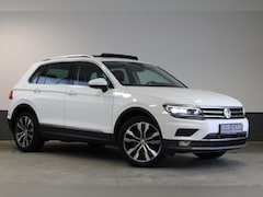Volkswagen Tiguan - 1.5 TSI ACT Comfortline Panoramadak - Trekhaak - LED