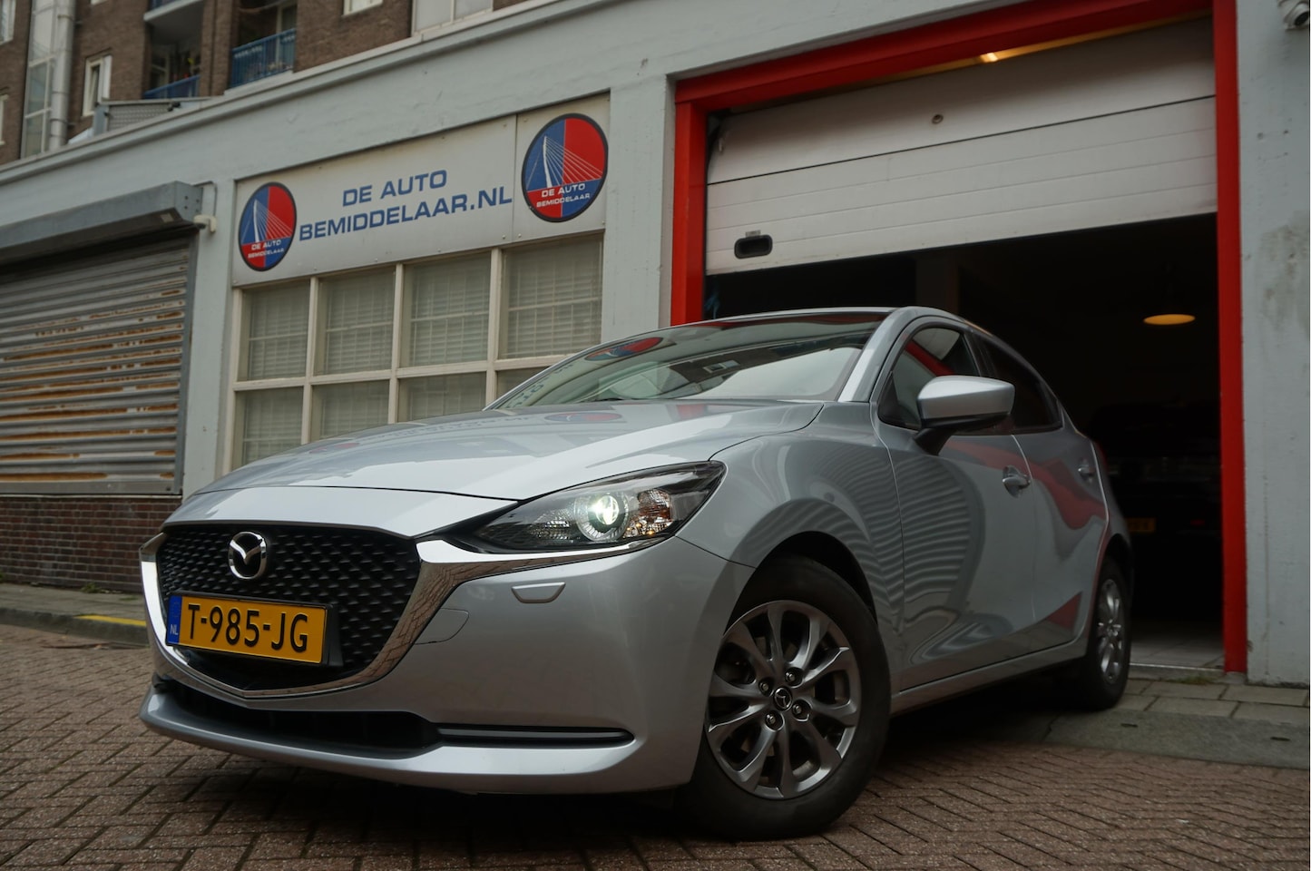 Mazda 2 - 1.5 Skyactiv-G Comfort Sport Aut6 | Navi | Apple Carplay | Sportvelgen | Cruise + Lane | M - AutoWereld.nl