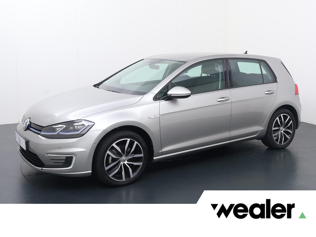 Volkswagen e-Golf - E-DITION | 136 PK | SoH 90% | Automaat | Multifunctioneel stuurwiel | Cruisecontrol | Acht - AutoWereld.nl