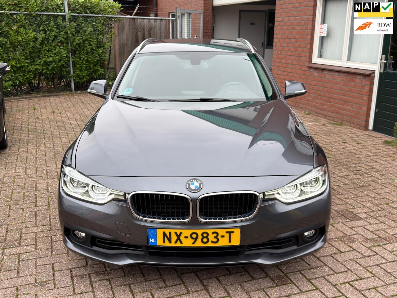 BMW 3-serie Touring - 318i Executive 318i Executive - AutoWereld.nl