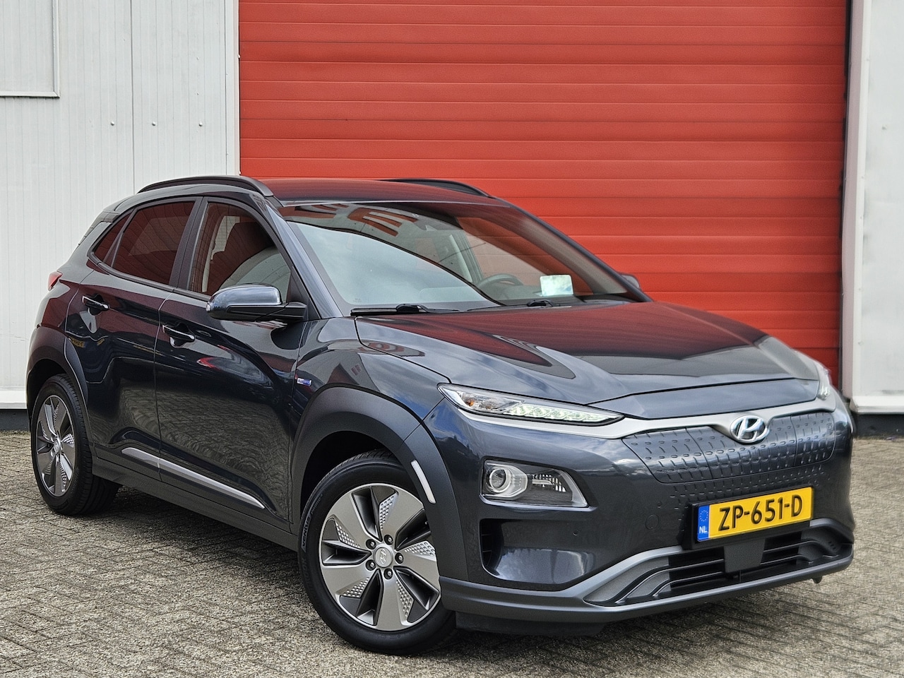 Hyundai Kona Electric - EV Premium 64 kWh | ACC | Camera | Stoelverw. - AutoWereld.nl