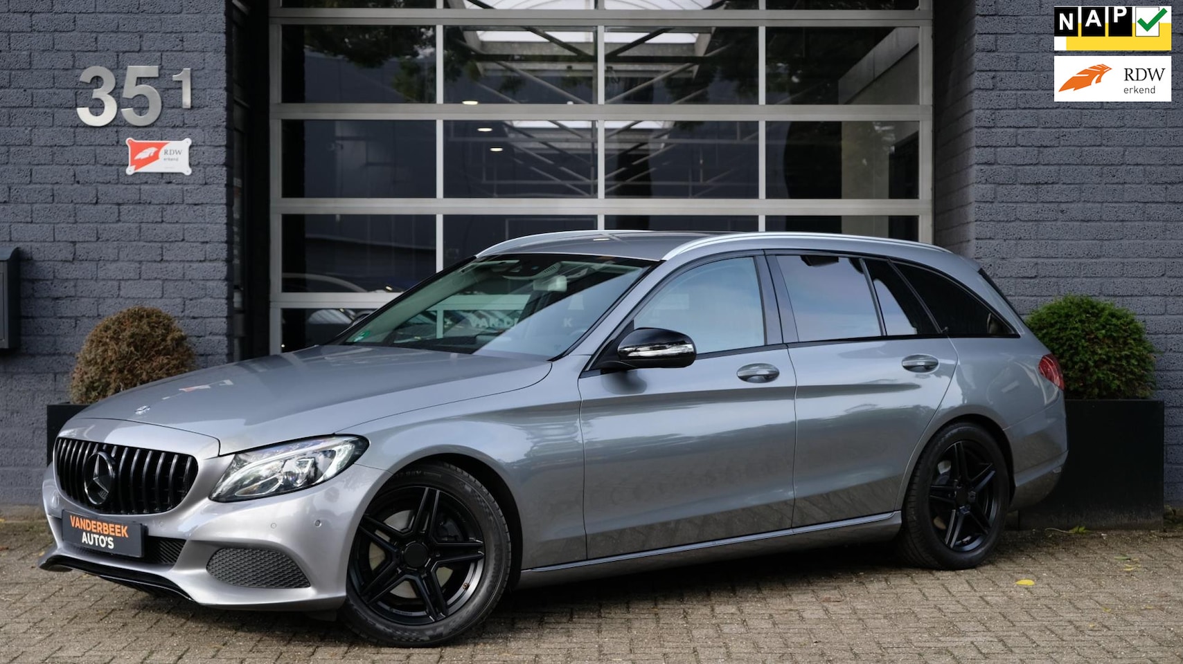 Mercedes-Benz C-klasse Estate - 200 Prestige 184PK Carplay - AutoWereld.nl