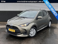 Toyota Yaris - 1.5 Hybrid Active Nieuw geleverd en onderhouden Incl: AppleCarPlay/AndroidAuto, Adaptive C