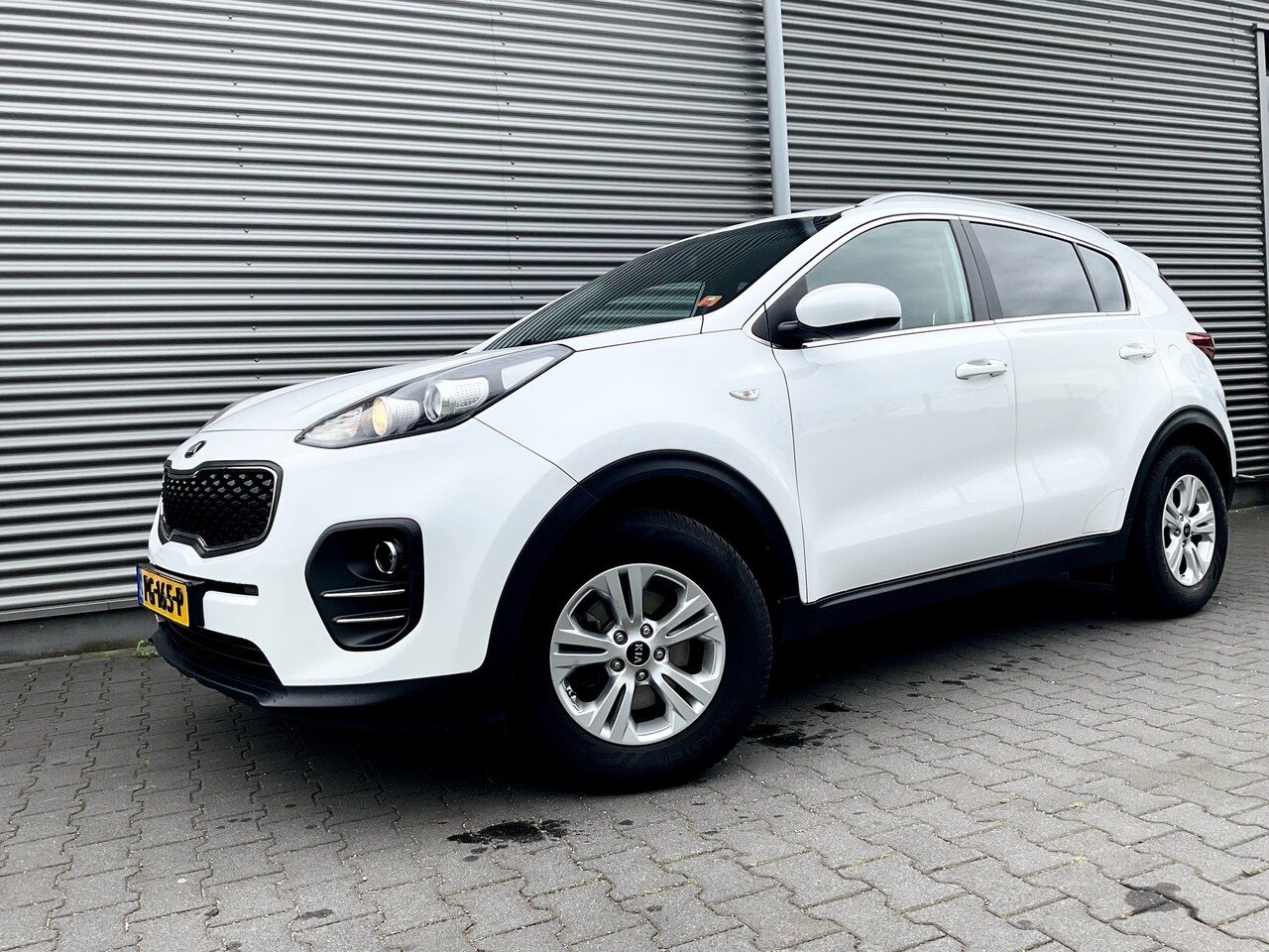 Kia Sportage - 1.6 GDI First Edition 5 h - AutoWereld.nl