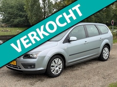 Ford Focus Wagon - 1.6-16V First Edition