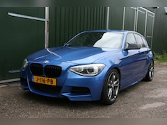 BMW 1-serie - M135i HIGH EXCECUTIVE M-SPORT LEER AIRCO NAVIGATIE CAMERA, HARMAN KARDON