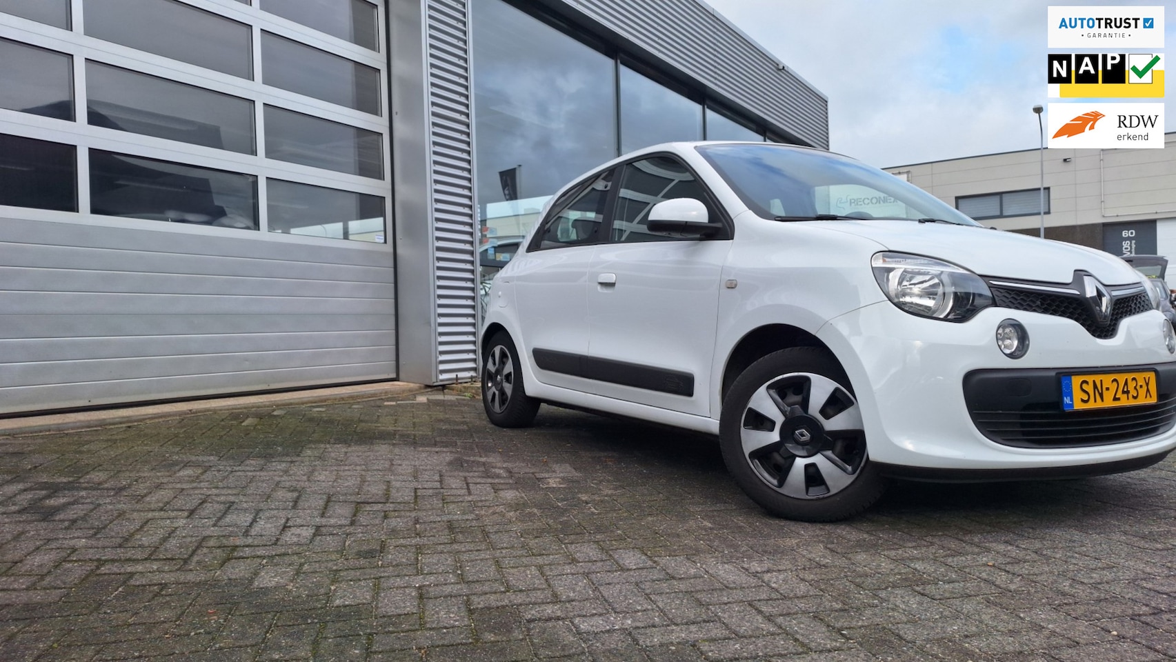 Renault Twingo - 1.0 SCe Collection/Cruise/Airco/Cv/ - AutoWereld.nl