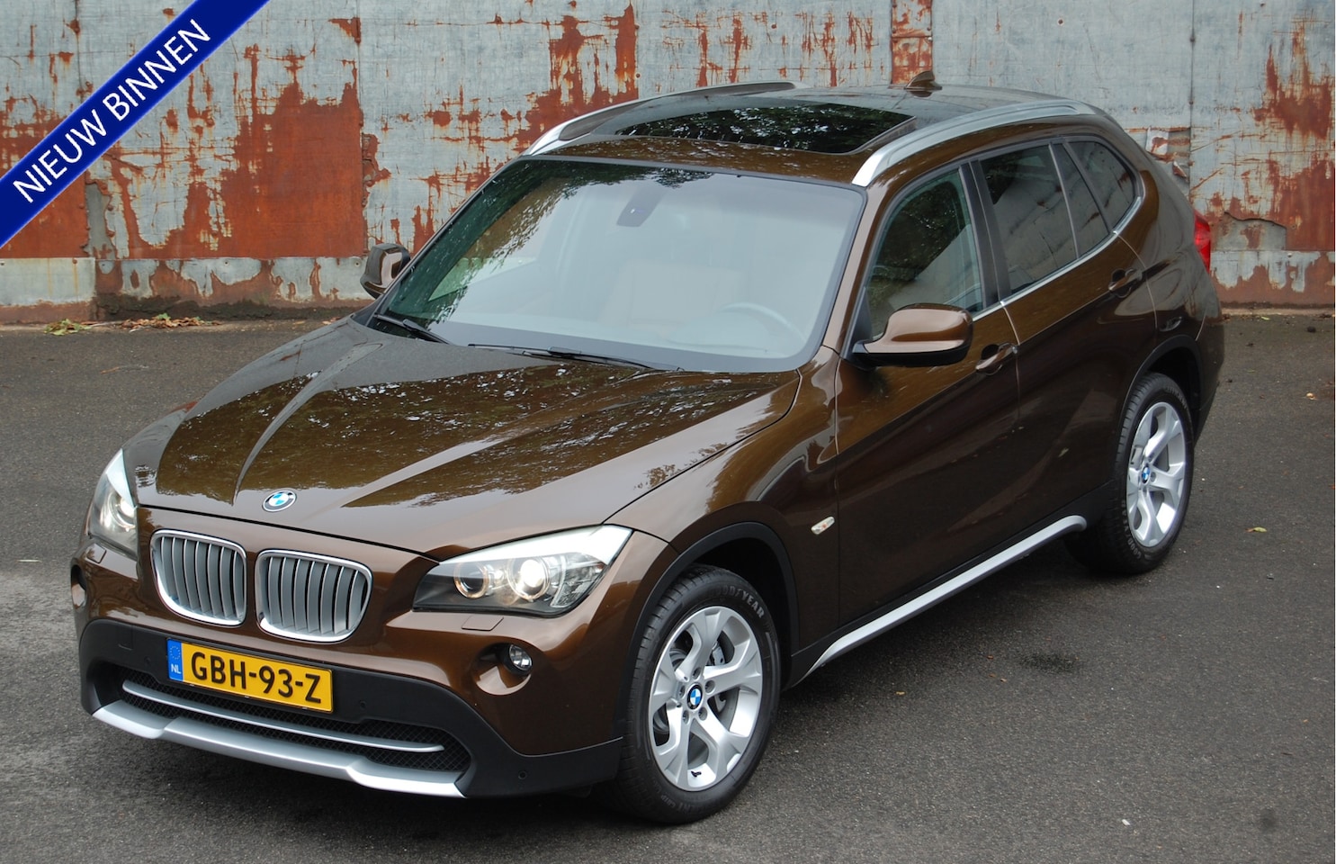 BMW X1 - xDrive28i A / Navi / Leder / Xenon / Youngtimer / 149DKM! - AutoWereld.nl