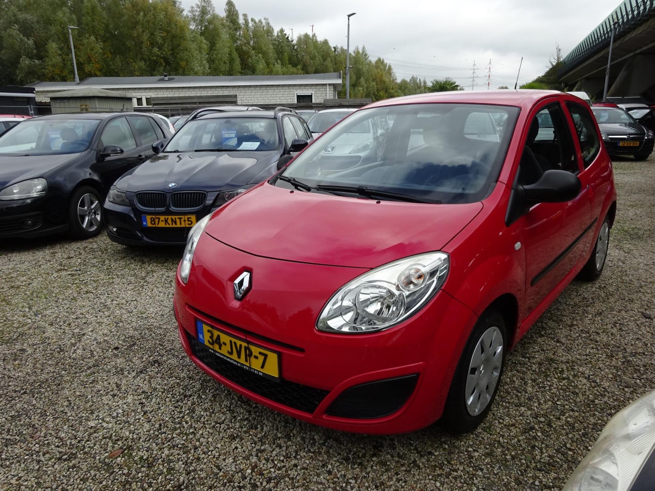 Renault Twingo - 1.2 Authentique Airco Elektrische Ramen Stuurbekrachtiging Radio/Cd - AutoWereld.nl