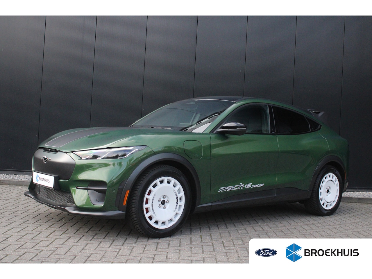 Ford Mustang Mach-E - GT Extended AWD 98 kWh Rally Edition AUTOMATIC - AutoWereld.nl