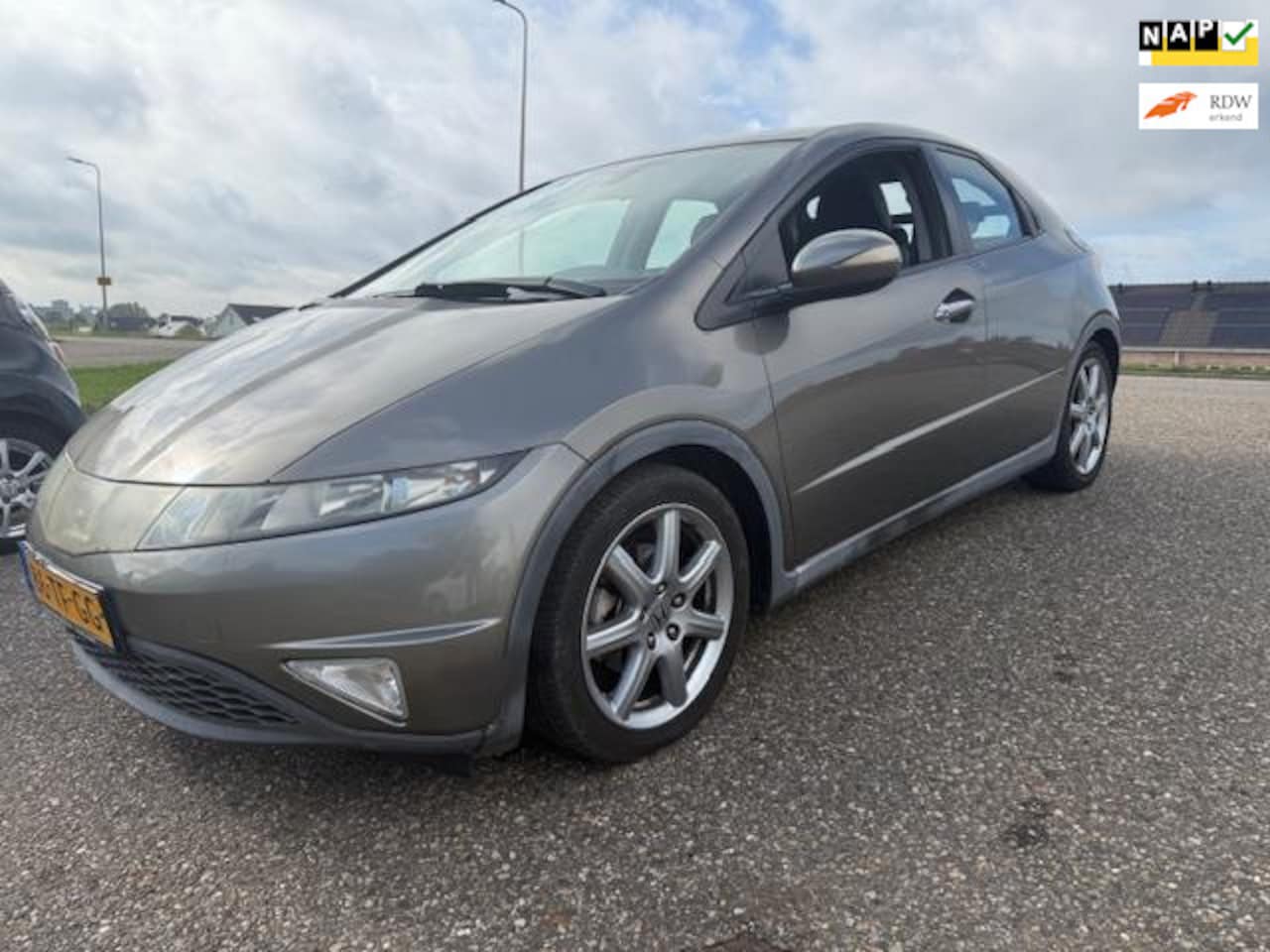 Honda Civic - 1.8 Sport Airco Cruise-Control Goed onderhouden 2DeEigenaar - AutoWereld.nl