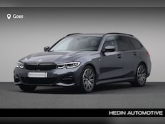 BMW 3-serie Touring - 318i Business Edition | Model M Sport | Achteruitrijcamera | Extra getint glas achter | Sp