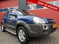 Hyundai Tucson - 2.0i Style World Cup edition 142PK Clima Cruise Leer Trekhaak NL-Auto LMV